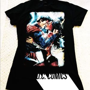 D.C. Comics Wonder Woman & Superman Hot Topic Tee